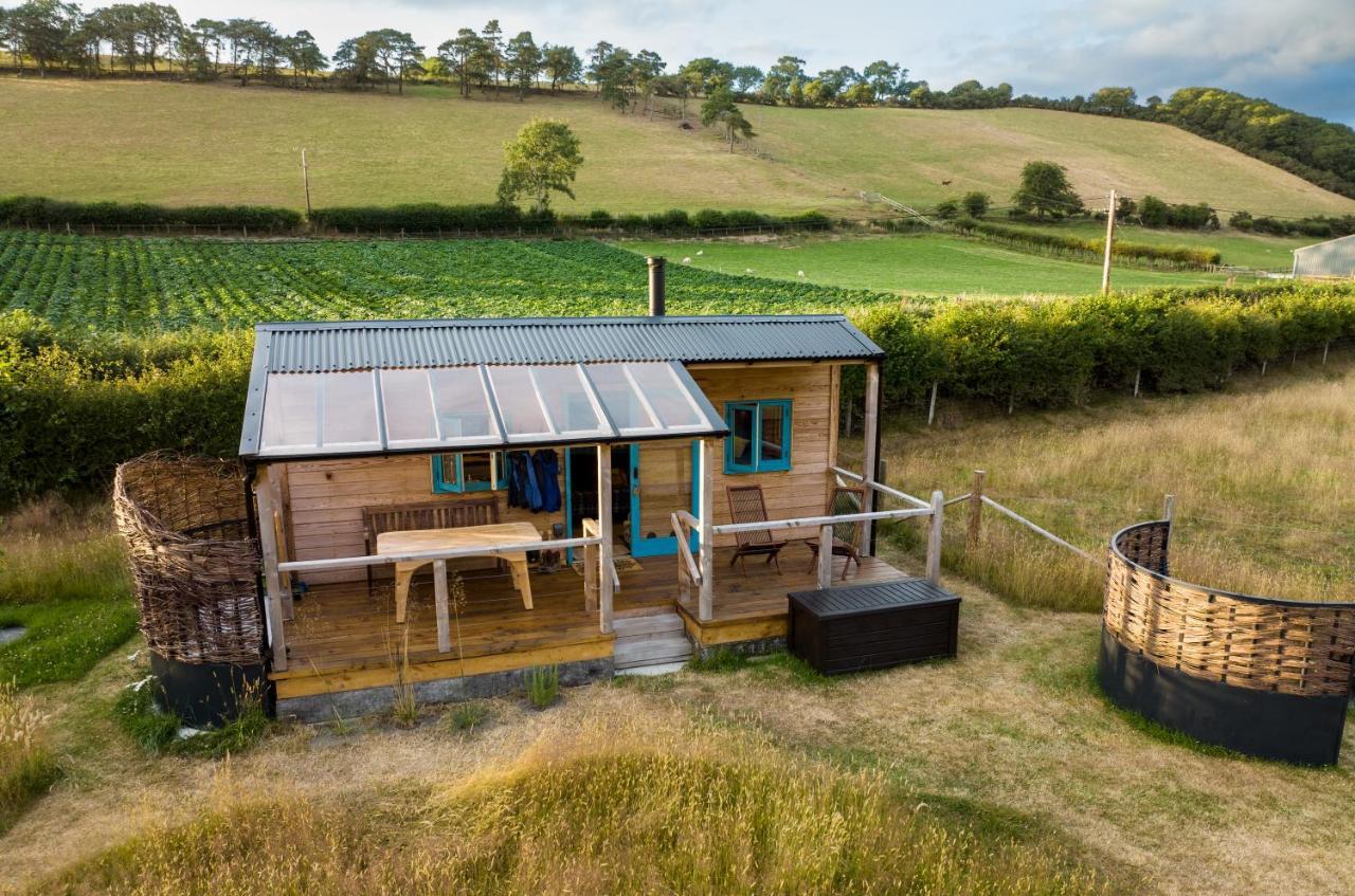 Dol Swynol Glamping Luxury Cabin With Outdoor Bath Villa Aberystwyth Exterior photo